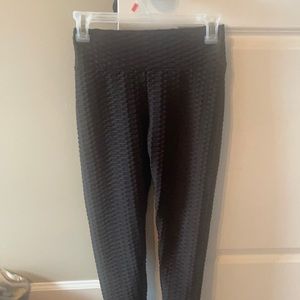 Amazon booty lifting yoga pants